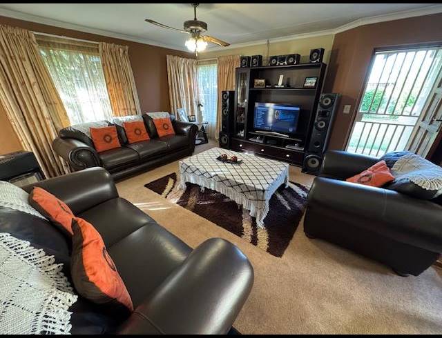 3 BEDROOM HOUSE FOR SALE IN TERENURE